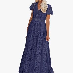 Chic Navy Lace Maxi Dress